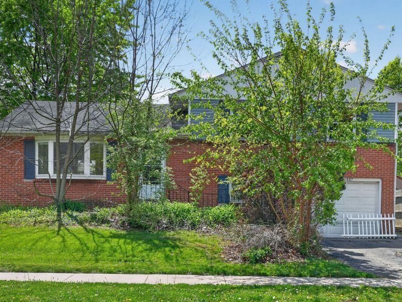 4487 Dundee Avenue , Columbus, OH 43227 Photo 1