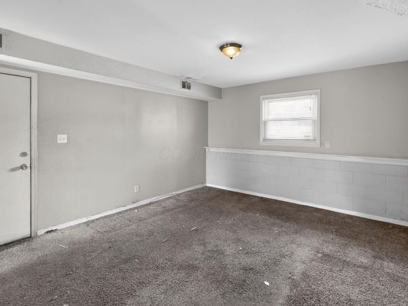 4487 Dundee Avenue , Columbus, OH 43227 Photo 57