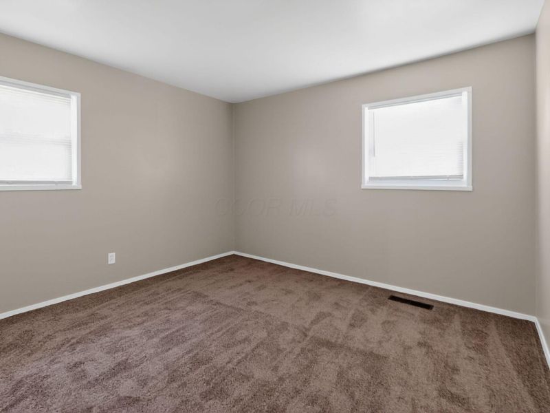 7399 Wollam Avenue , Reynoldsburg, OH 43068 Photo 10