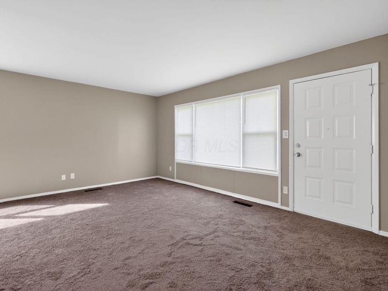 7399 Wollam Avenue , Reynoldsburg, OH 43068 Photo 9