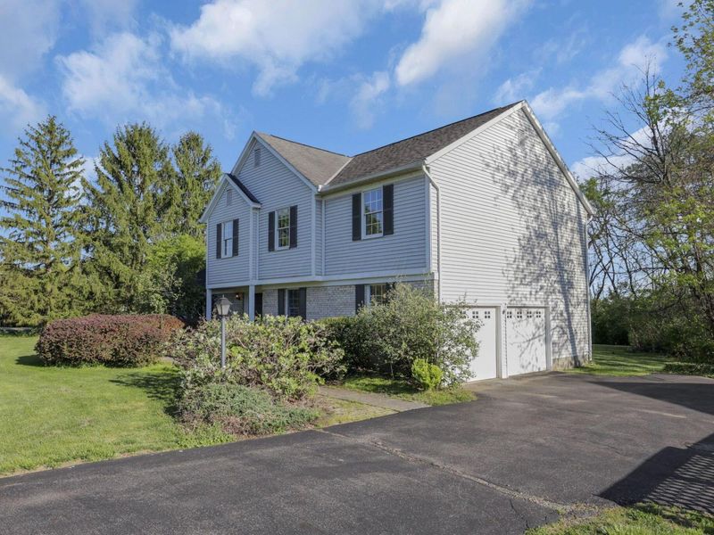 8029 Ashland Court NW, Canal Winchester, OH 43110 Photo 3