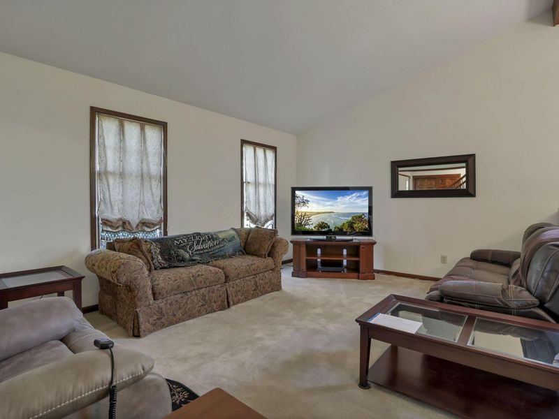 8029 Ashland Court NW, Canal Winchester, OH 43110 Photo 9