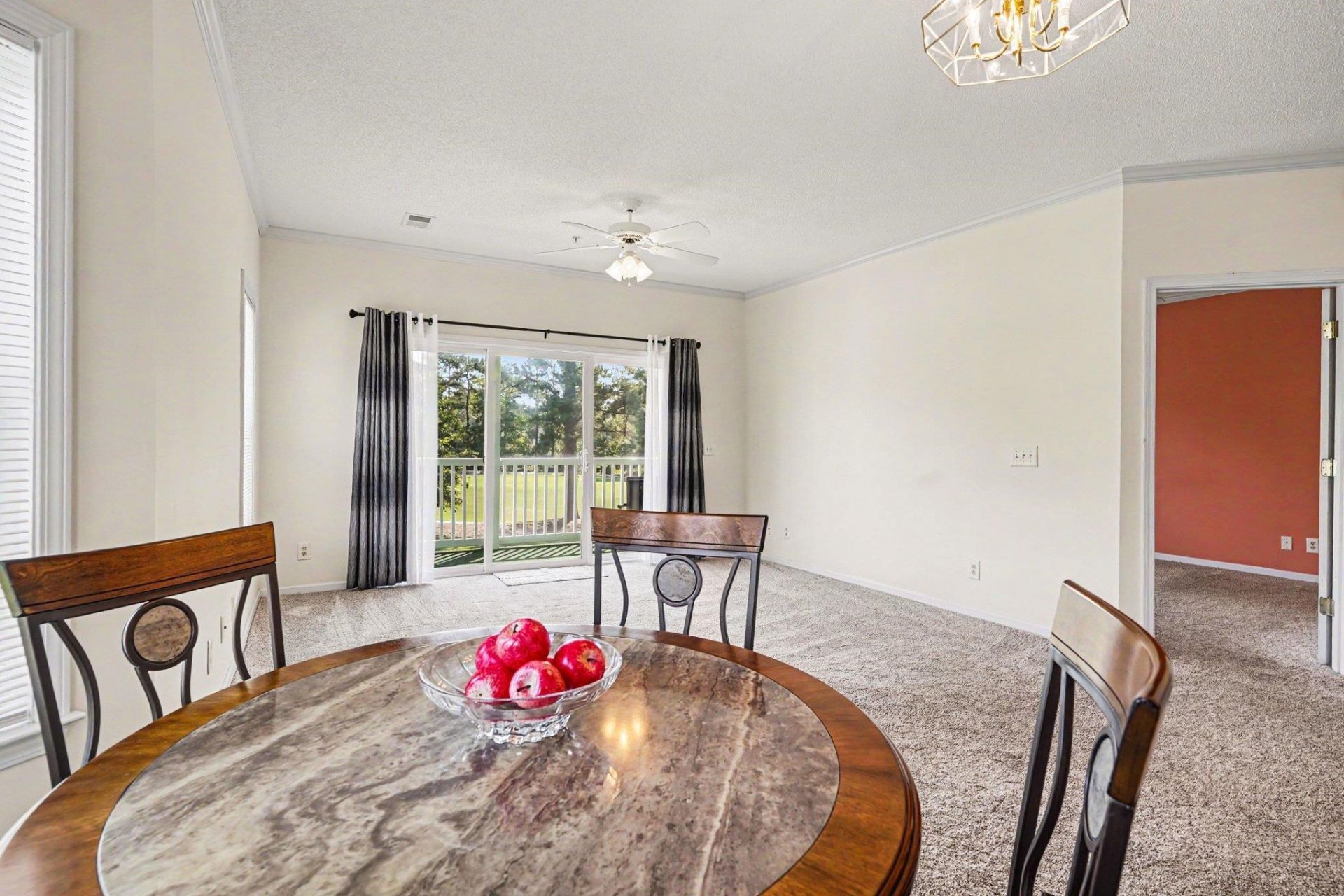 1505 Lanterns Rest Rd. Photo 4