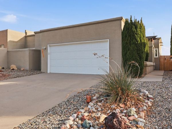 6856 Kelly Ann Road NE, Albuquerque, NM 87109