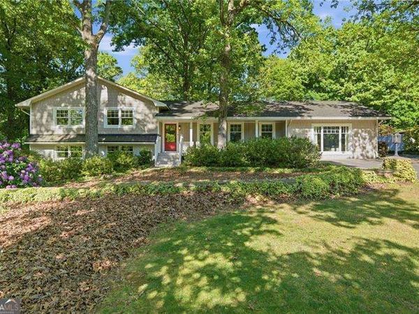 2875 Barbara Lane NE, Marietta, GA 30062