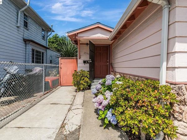 2538 E 16Th St, Oakland, CA 94601