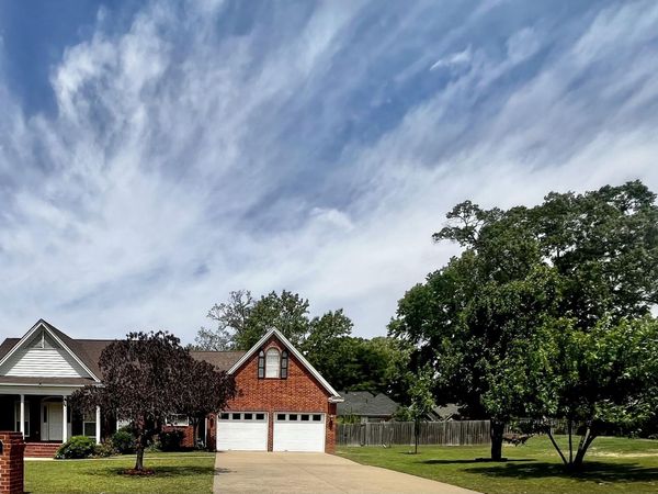 602 River Oaks Boulevard, Searcy, AR 72143