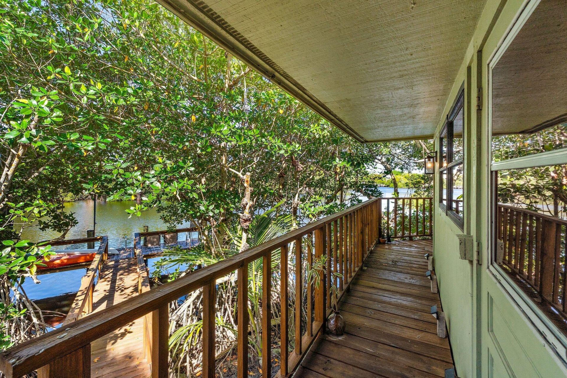 702 Warren Drive, Jupiter, FL 33458 Photo