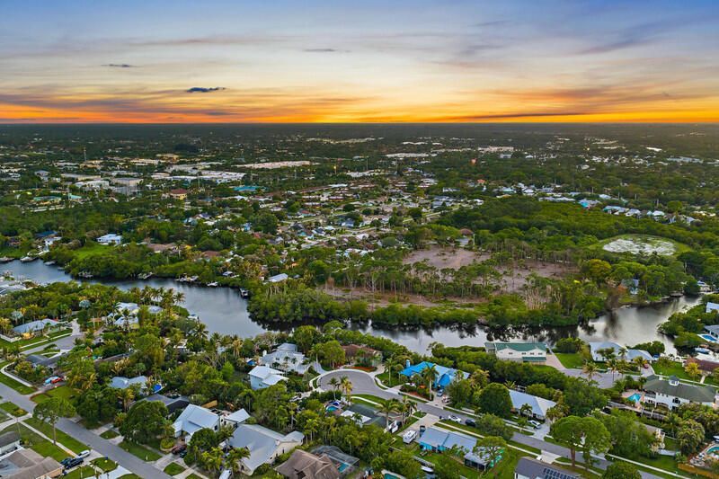 702 Warren Drive, Jupiter, FL 33458 Photo