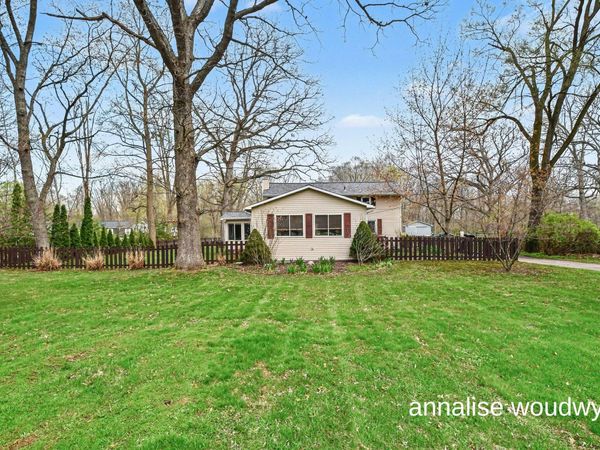 5728 Ethelwin Avenue NE, Belmont, MI 49306