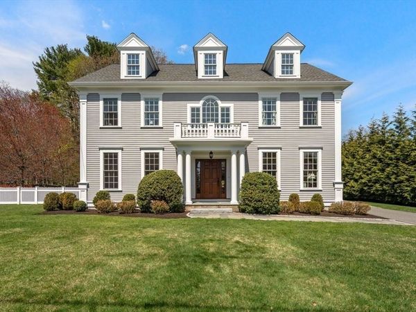 15 Parker Road, Wellesley, MA 02482