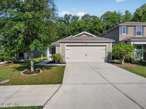 7940 MEADOW WALK Lane, Jacksonville, FL 32256