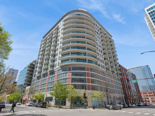 340 W Superior Street , Unit 805, Chicago, IL 60654
