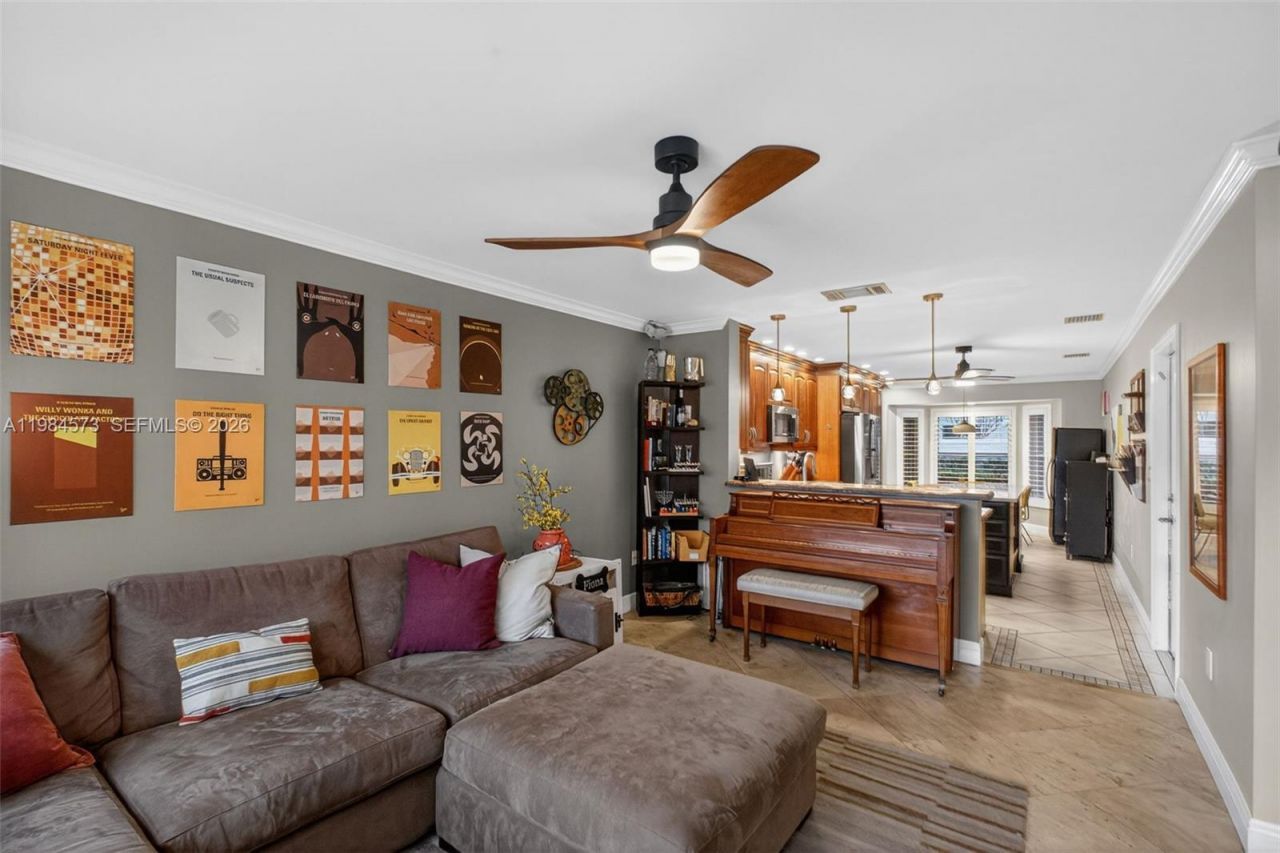 1860 Sweetbay Way, Hollywood, FL 33019 Photo