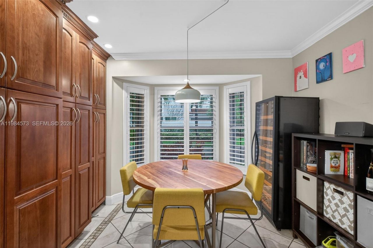 1860 Sweetbay Way, Hollywood, FL 33019 Photo