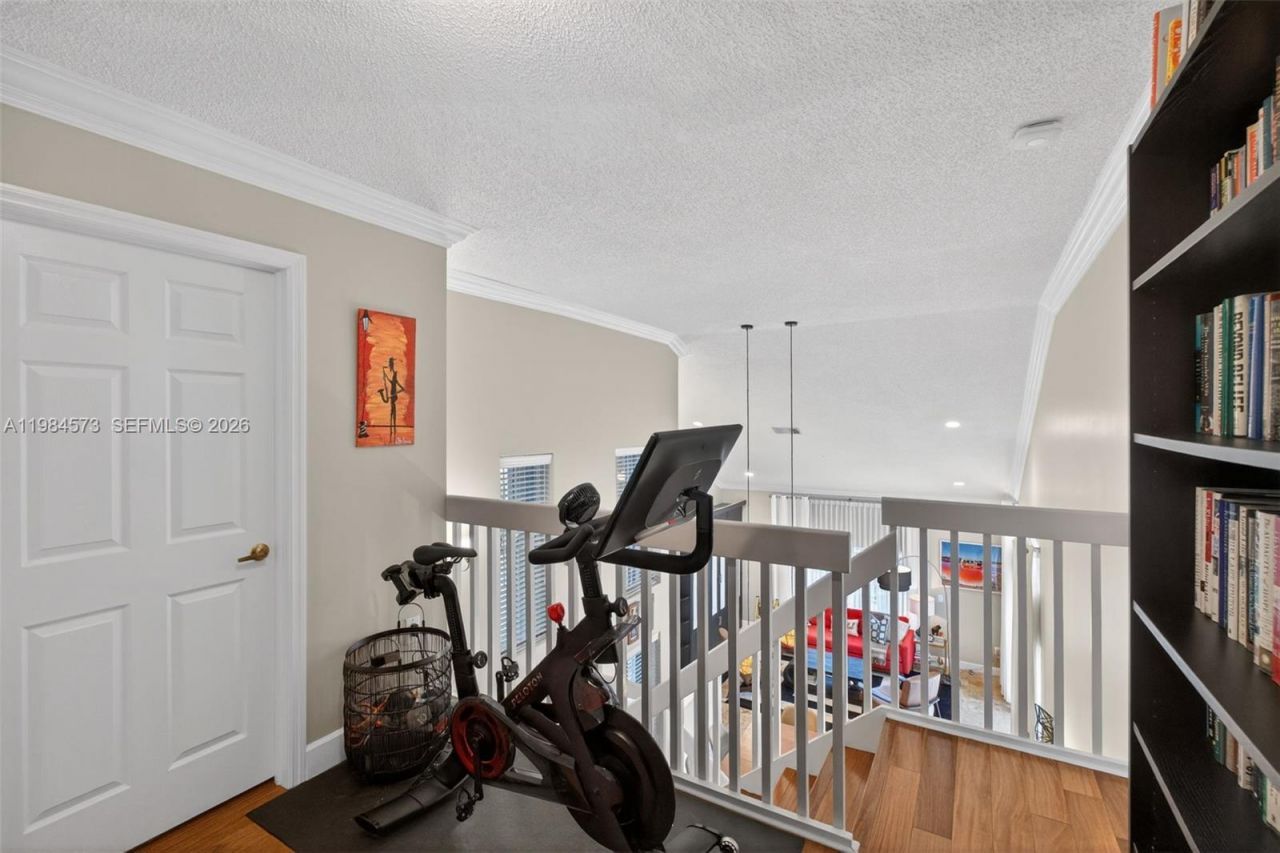 1860 Sweetbay Way, Hollywood, FL 33019 Photo