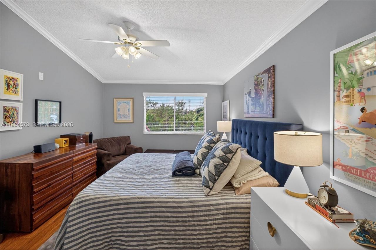 1860 Sweetbay Way, Hollywood, FL 33019 Photo