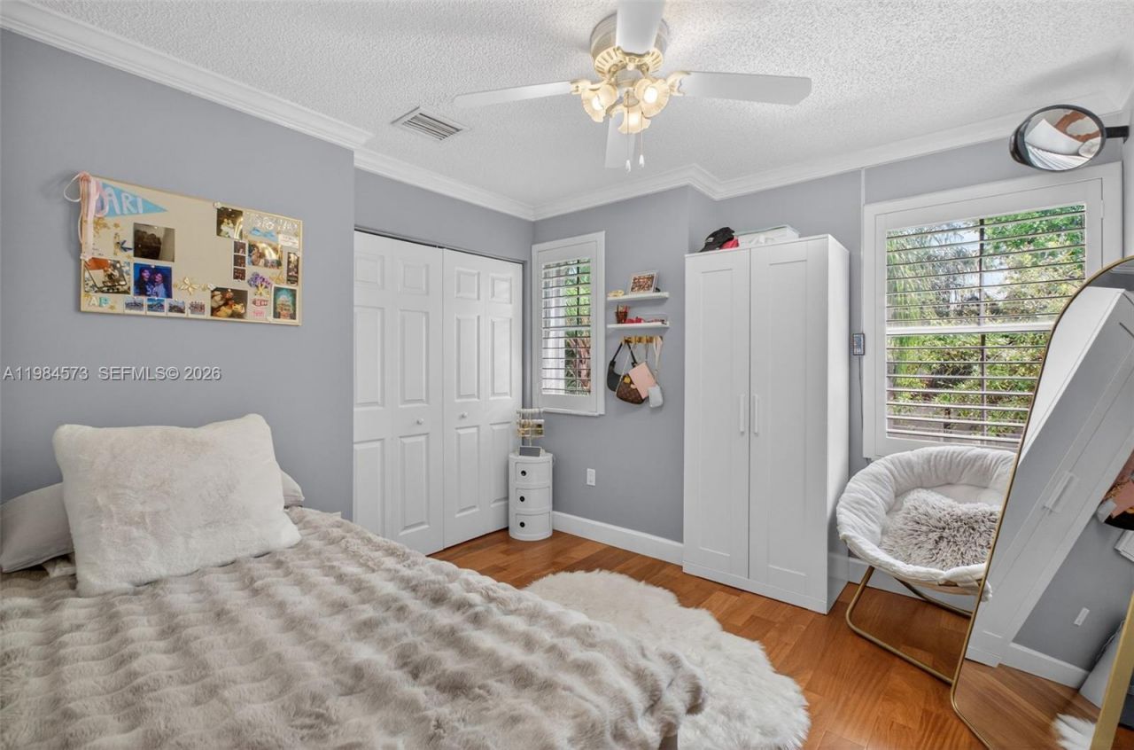 1860 Sweetbay Way, Hollywood, FL 33019 Photo