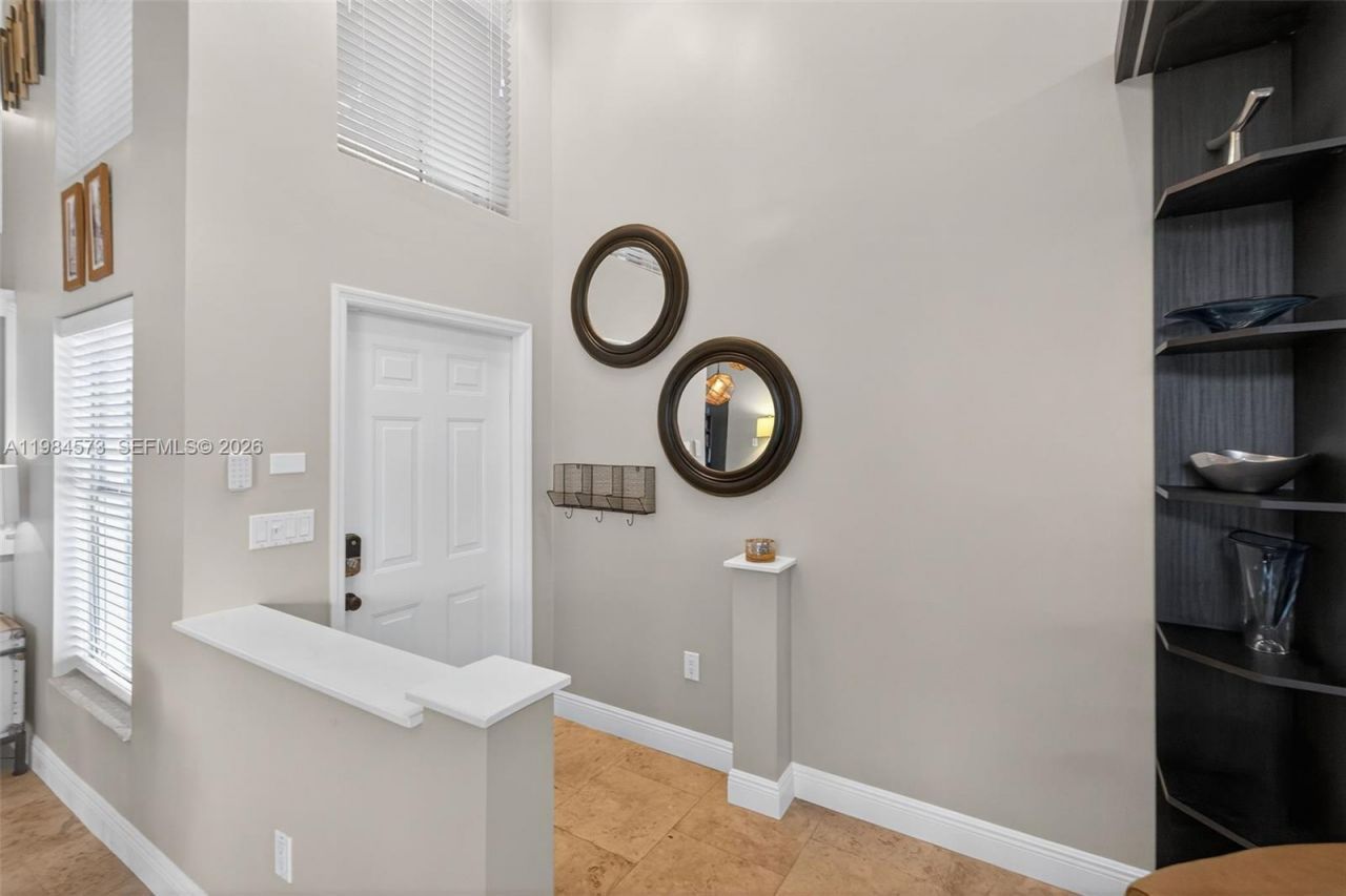 1860 Sweetbay Way, Hollywood, FL 33019 Photo