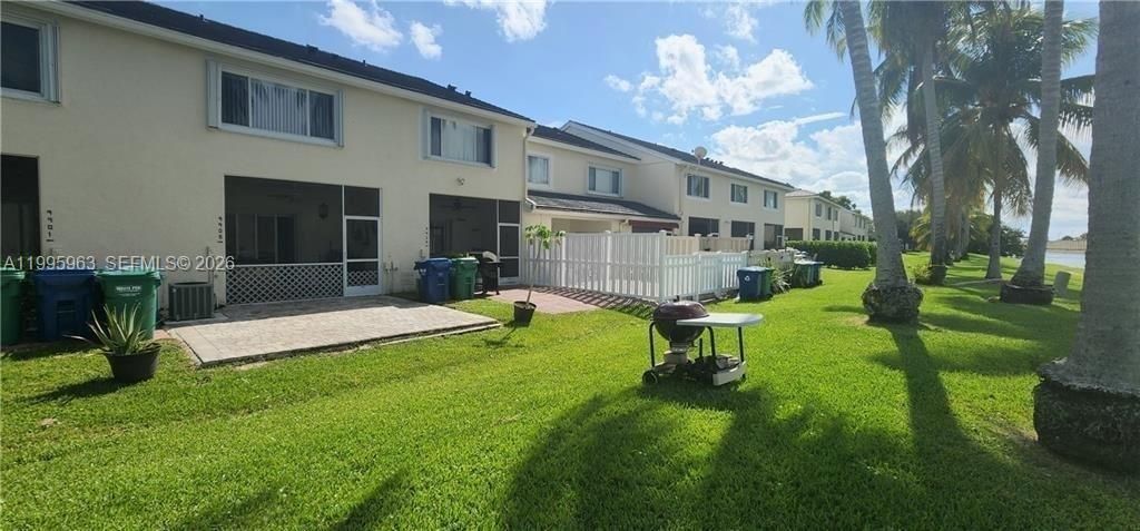 9905 NW 57th Mnr, Coral Springs, FL 33076 Photo