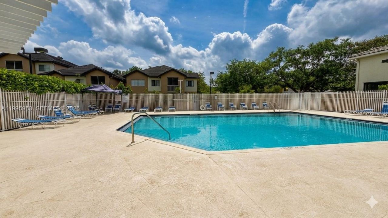 9905 NW 57th Mnr, Coral Springs, FL 33076 Photo