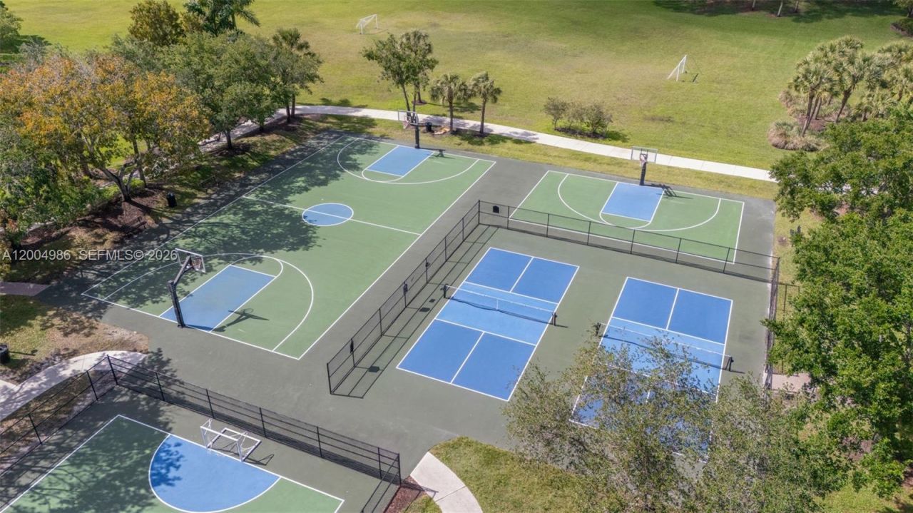 4108 Pine Ridge Ln, Weston, FL 33331 Photo