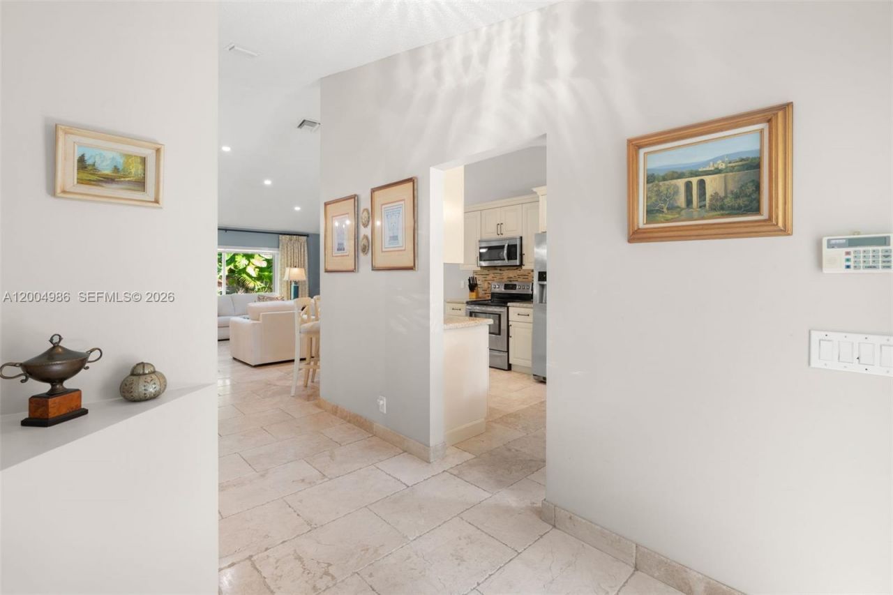 4108 Pine Ridge Ln, Weston, FL 33331 Photo