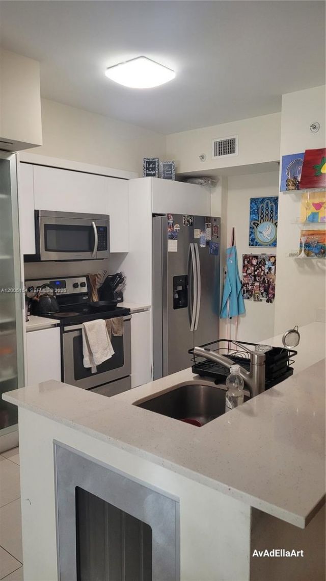 17125 N Bay Rd , Unit 3505, Sunny Isles Beach, FL 33160 Photo