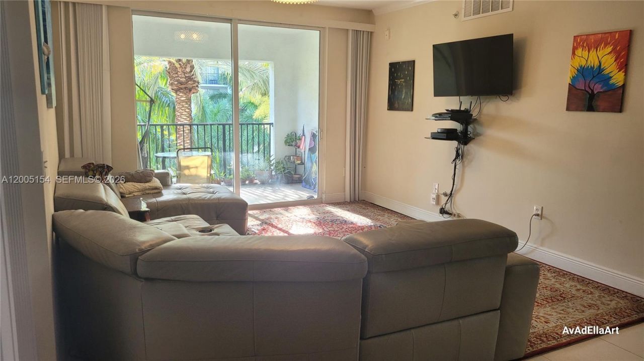 17125 N Bay Rd , Unit 3505, Sunny Isles Beach, FL 33160 Photo