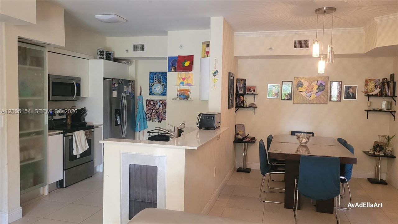 17125 N Bay Rd , Unit 3505, Sunny Isles Beach, FL 33160 Photo