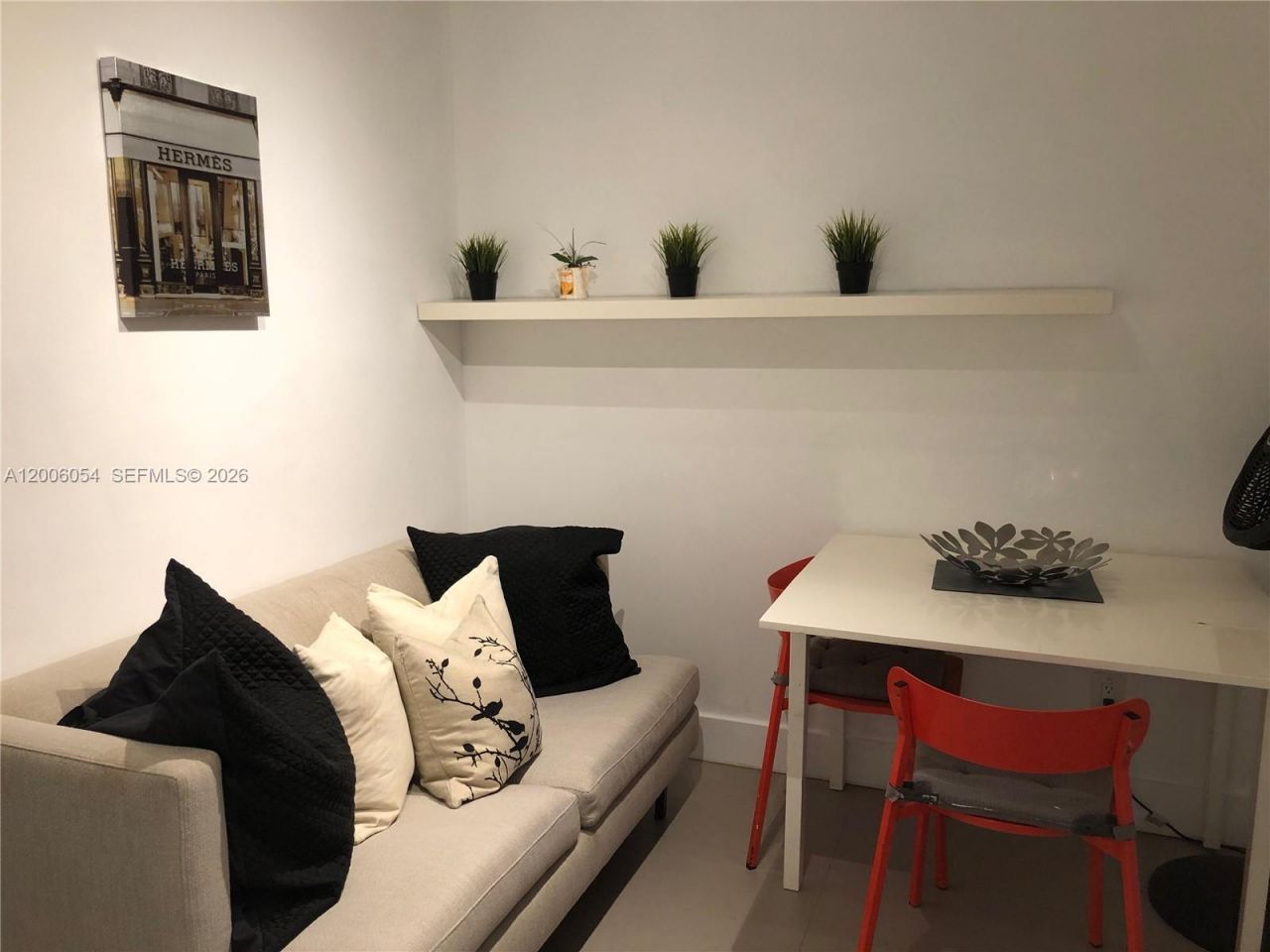 911 Meridian Ave , Unit 105, Miami Beach, FL 33139 Photo