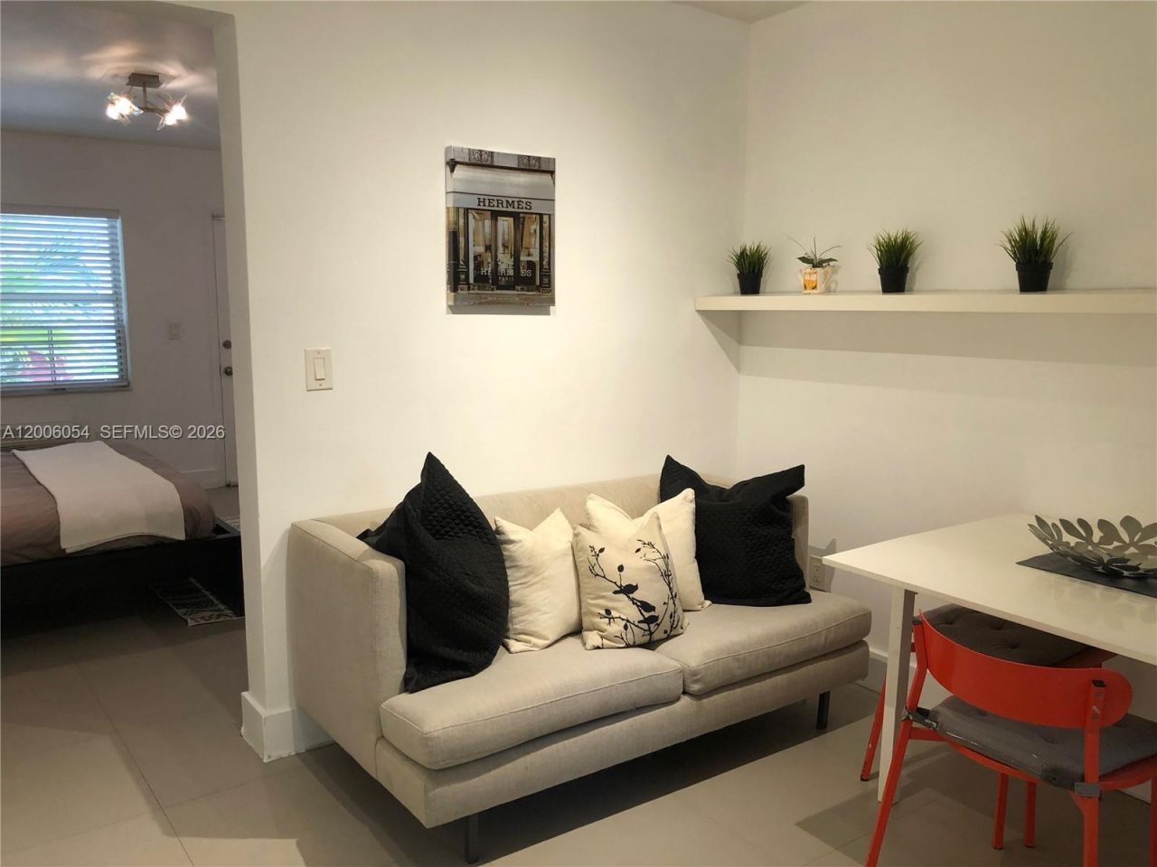911 Meridian Ave , Unit 105, Miami Beach, FL 33139 Photo