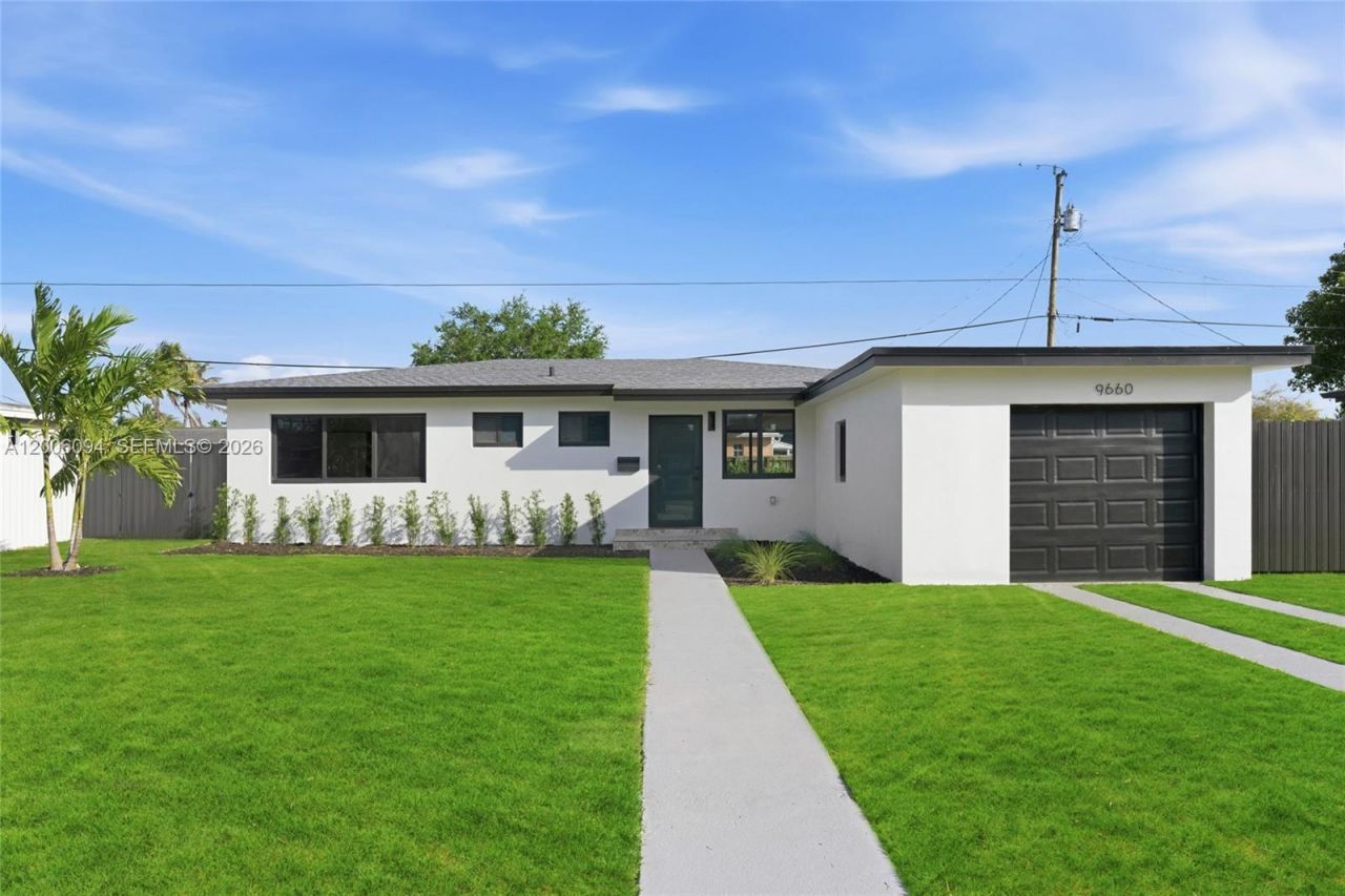 9660 Dominican Dr , Cutler Bay, FL 33189 Photo
