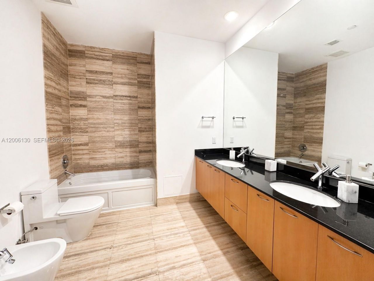 15811 Collins Ave , Unit 3805, Sunny Isles Beach, FL 33160 Photo