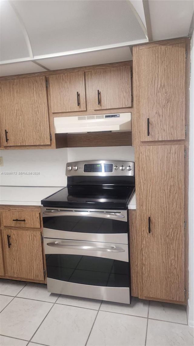 13707 Kendale Lakes Cir, Unit 205, Miami, FL 33183 Photo