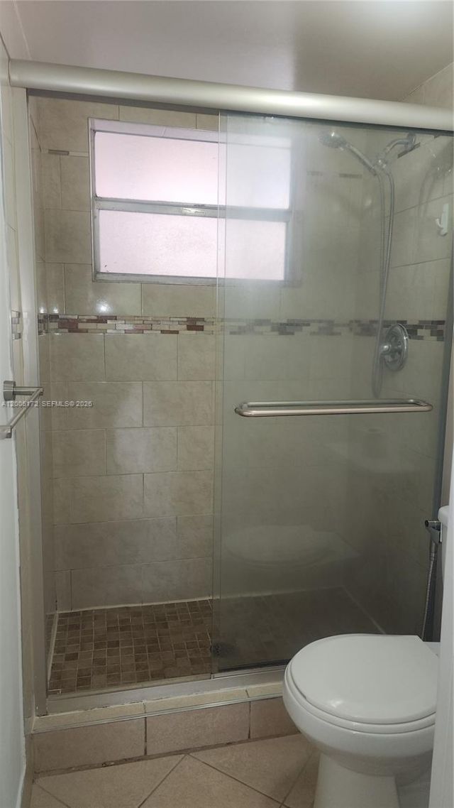 13707 Kendale Lakes Cir, Unit 205, Miami, FL 33183 Photo