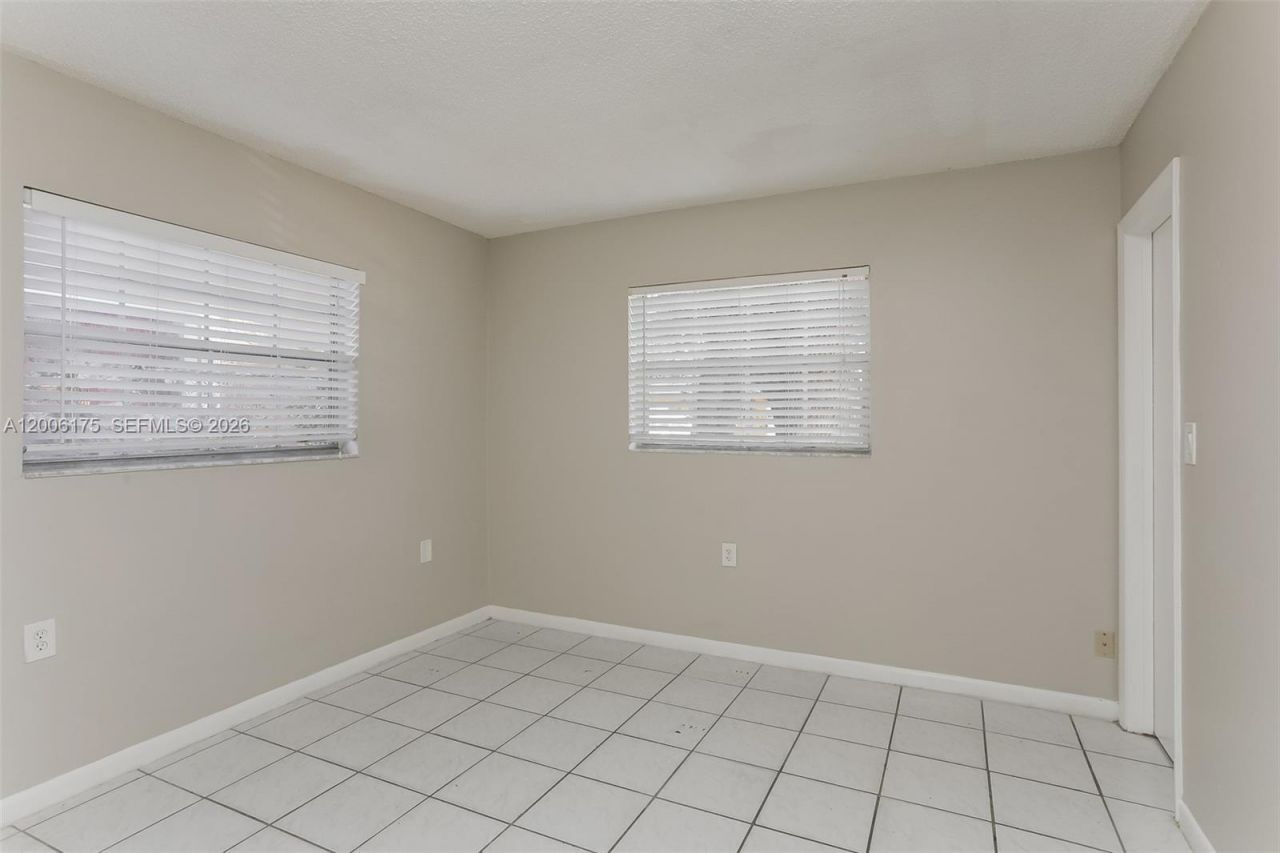 6025 SW 37th St, Unit E-W, Miramar, FL 33023 Photo
