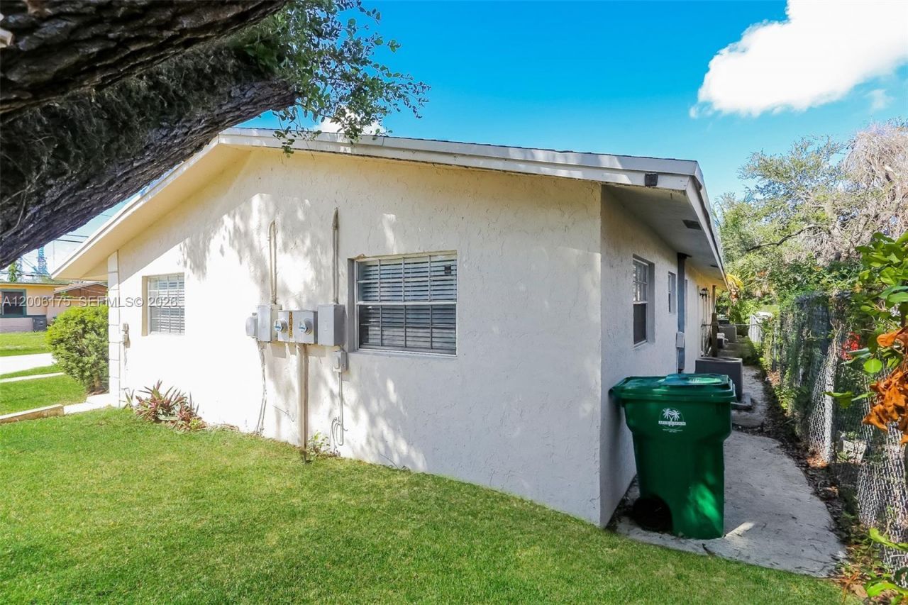 6025 SW 37th St, Unit E-W, Miramar, FL 33023 Photo