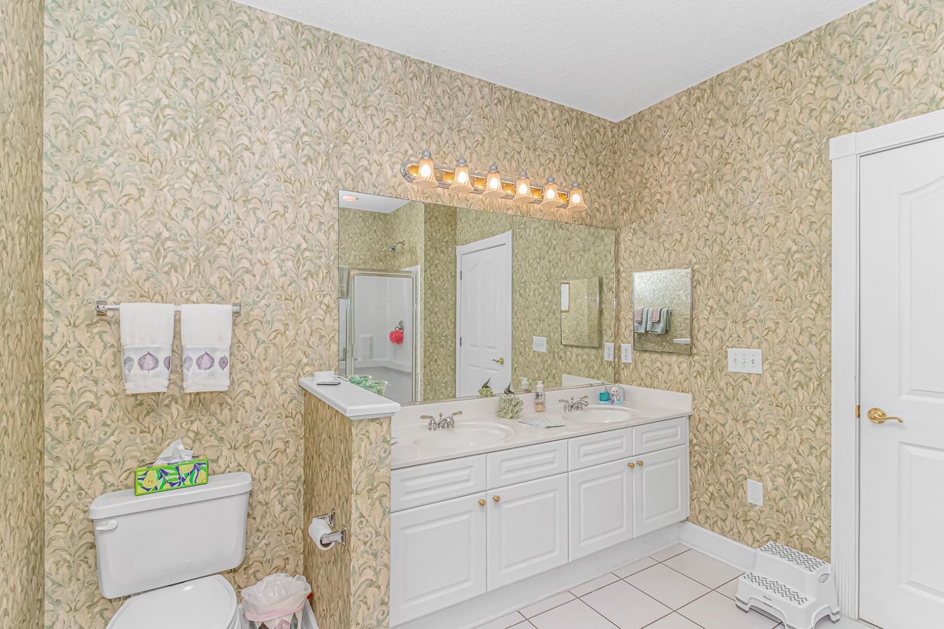 2241 Waterview Dr. Photo 25