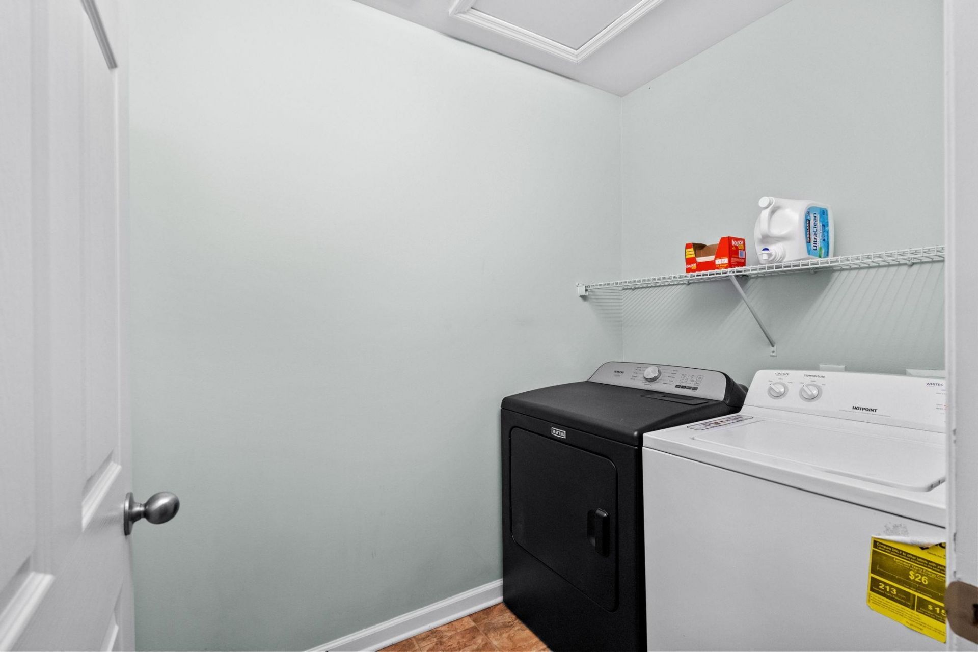 1229 Augustus Dr. Photo 25