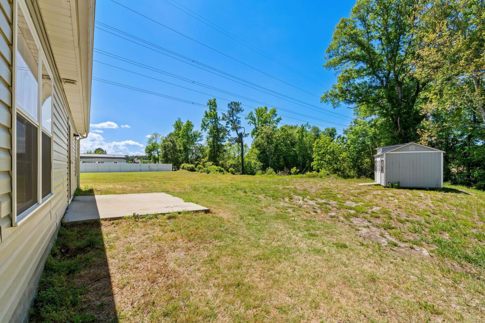 1229 Augustus Dr. Photo 28