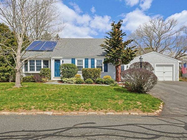 109 Wilson St, Dartmouth, MA 02748