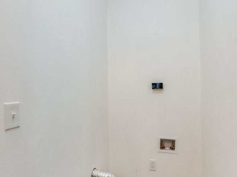 151 S Portage Path, Akron, OH 44302 Photo 18