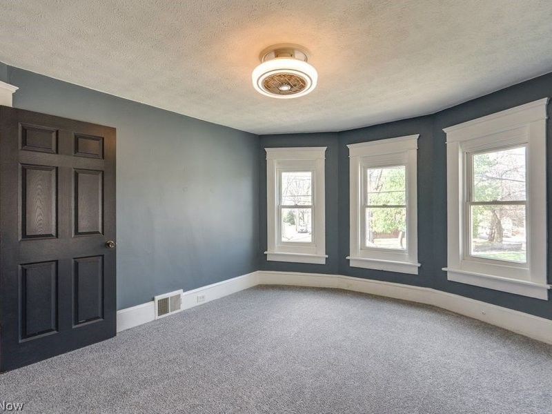 151 S Portage Path, Akron, OH 44302 Photo 20