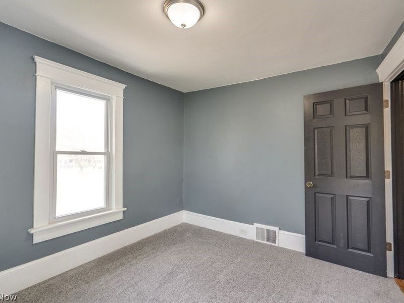 151 S Portage Path, Akron, OH 44302 Photo 24