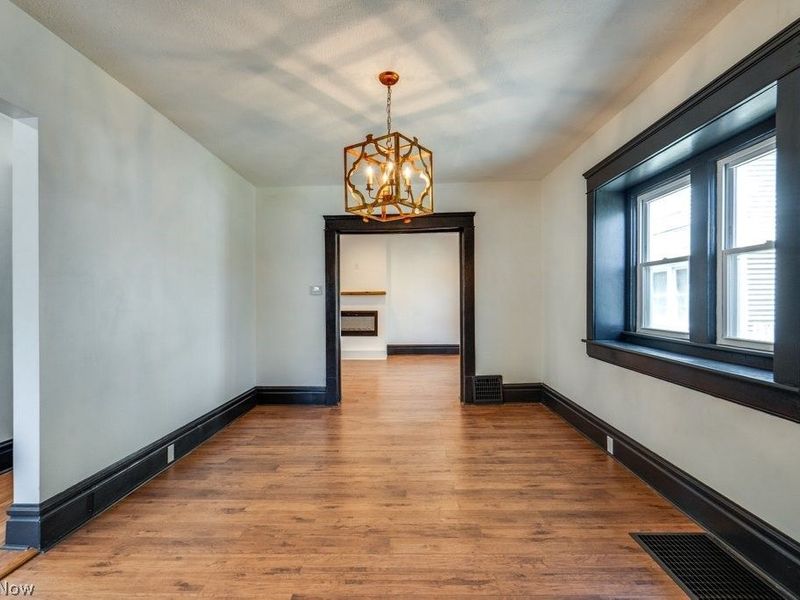 151 S Portage Path, Akron, OH 44302 Photo 9