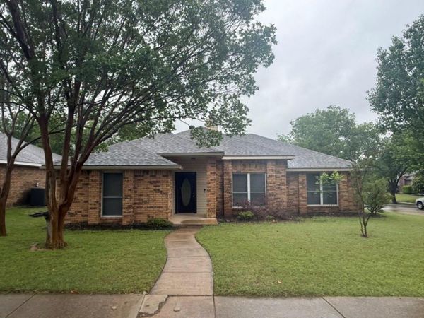 1038 Fairview Court, Mesquite, TX 75181