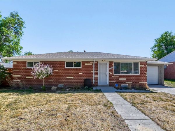 2380 Galena Street , Aurora, CO 80010