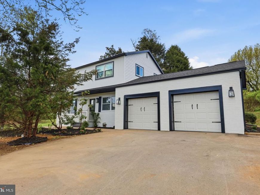 2213 Camp Hill Road, Fort Washington, PA 19034 Main Photo