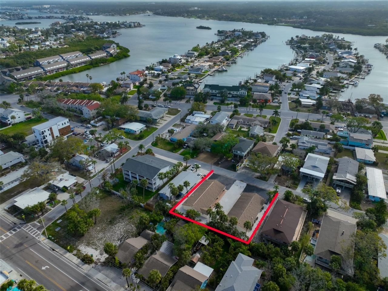 724 1st Street, Indian Rocks Beach, FL 33785 Photo